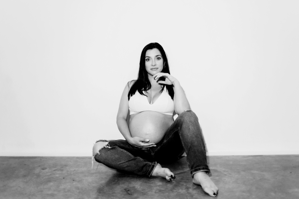 Ensaio gestante no Studio Wild - Daniela Ensaio gestante no Studio Wild - Daniela