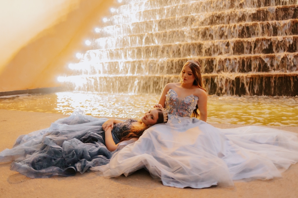 Ensaio Gêmeas Debutantes - Bosque Alemão - Sarah&Sofia 